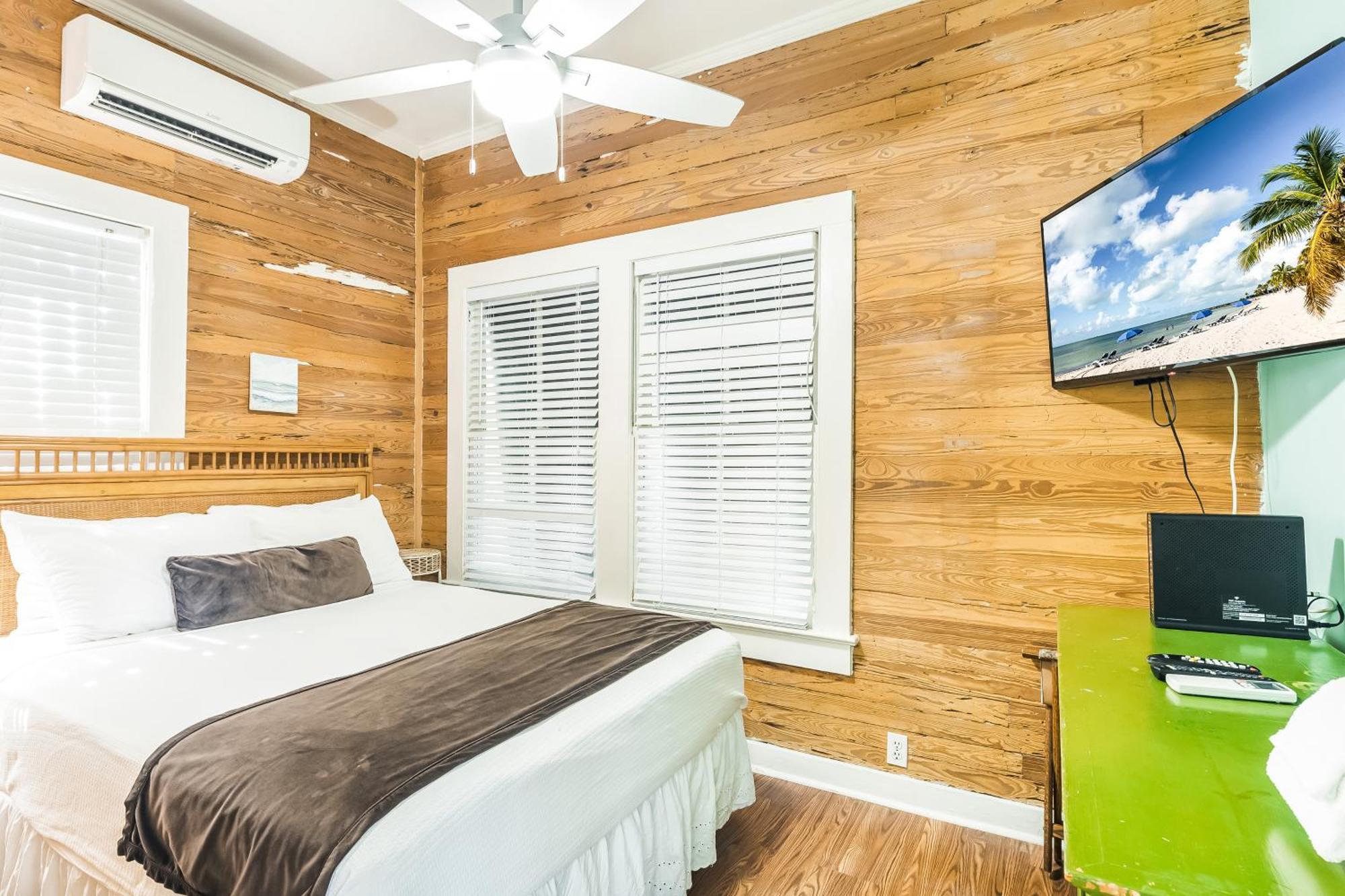 Tropical Village Key West Bagian luar foto